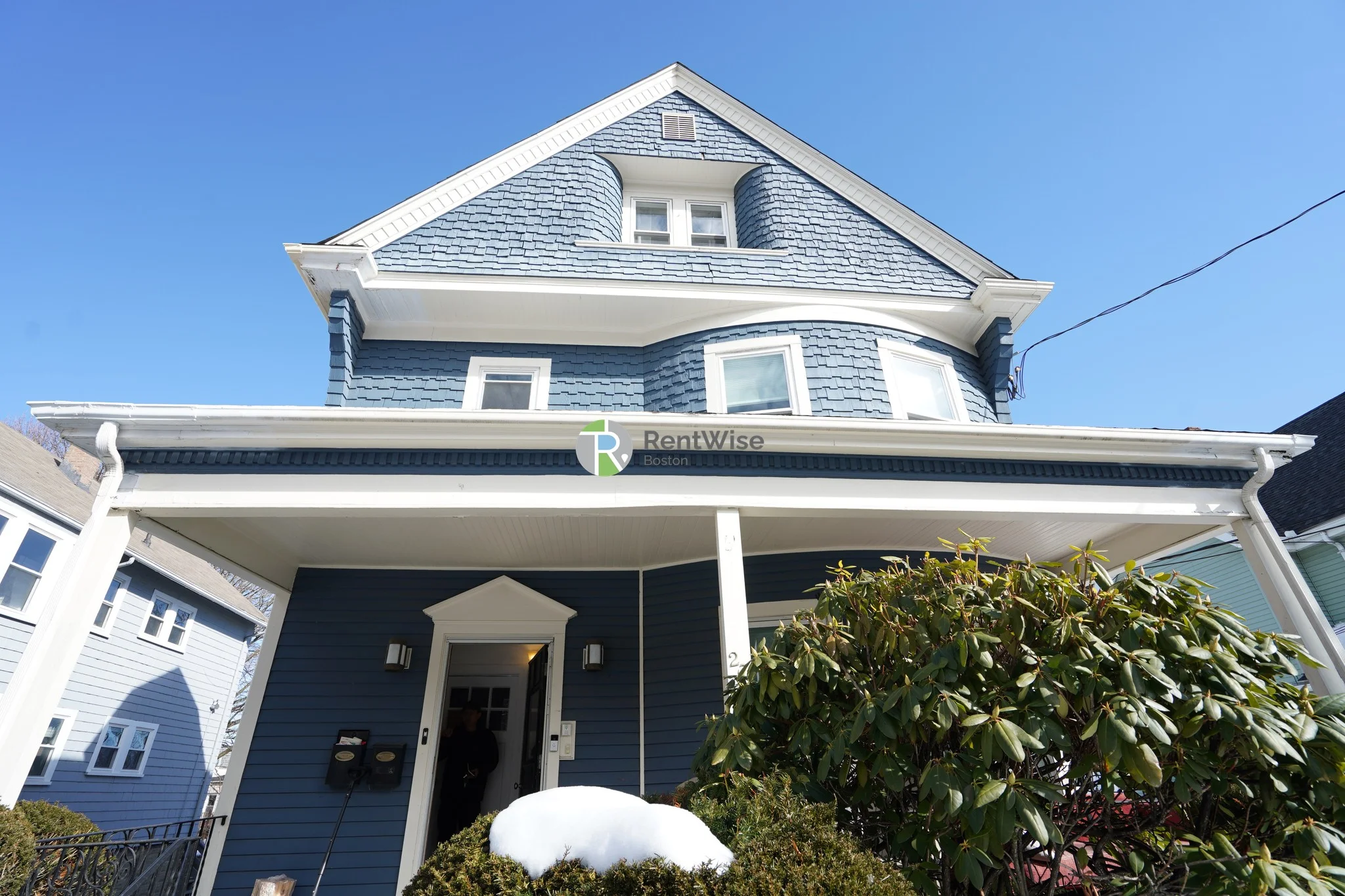 27 Emery St, Medford