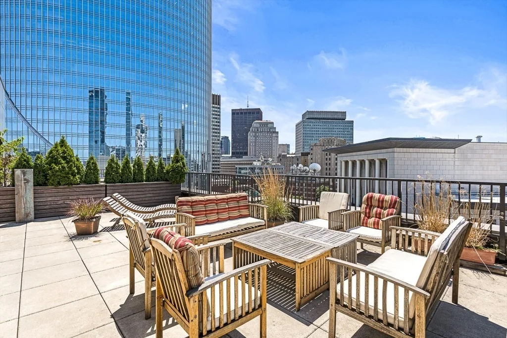 121 Portland St, North End