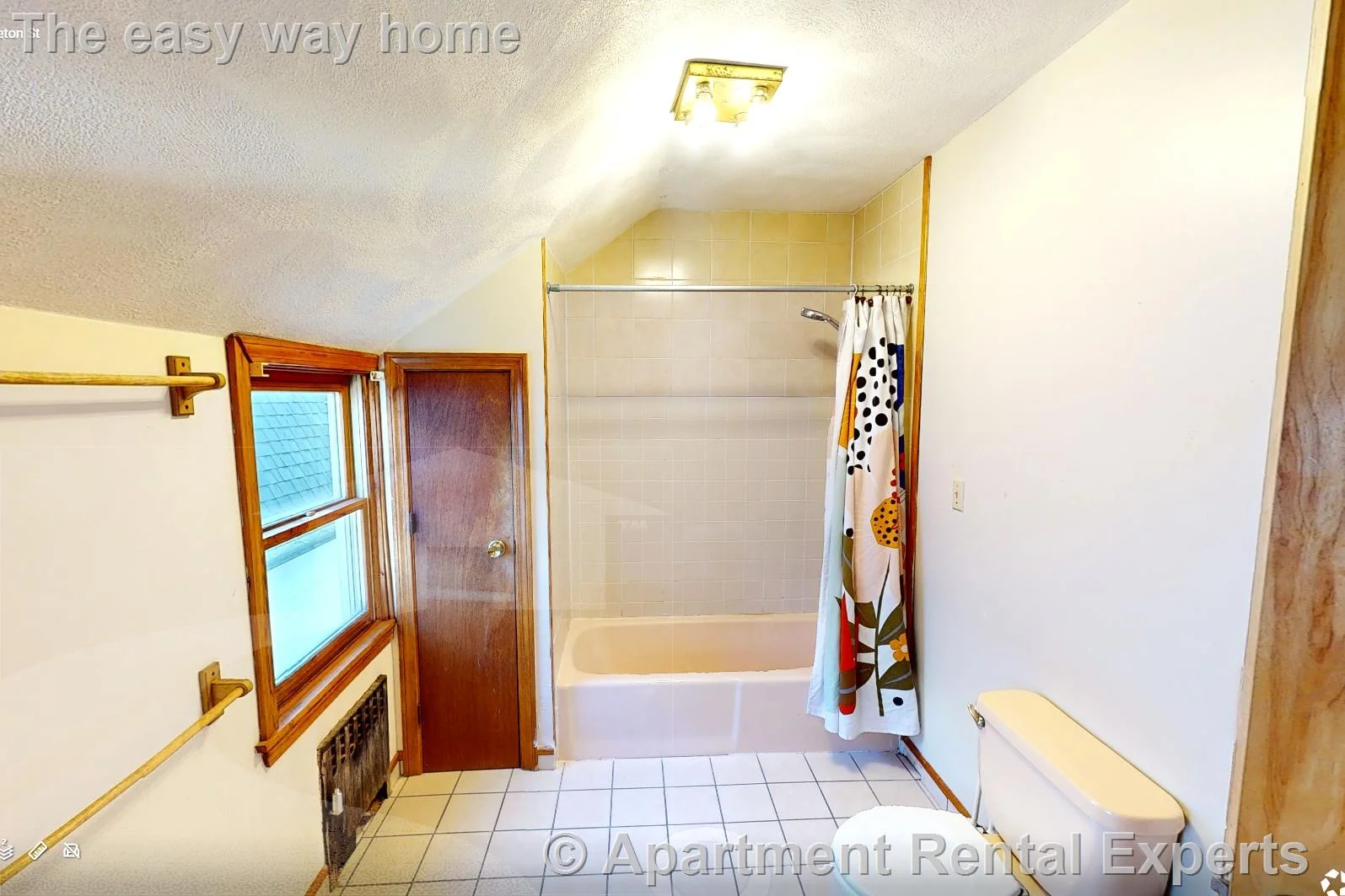 27 Princeton St, Tufts