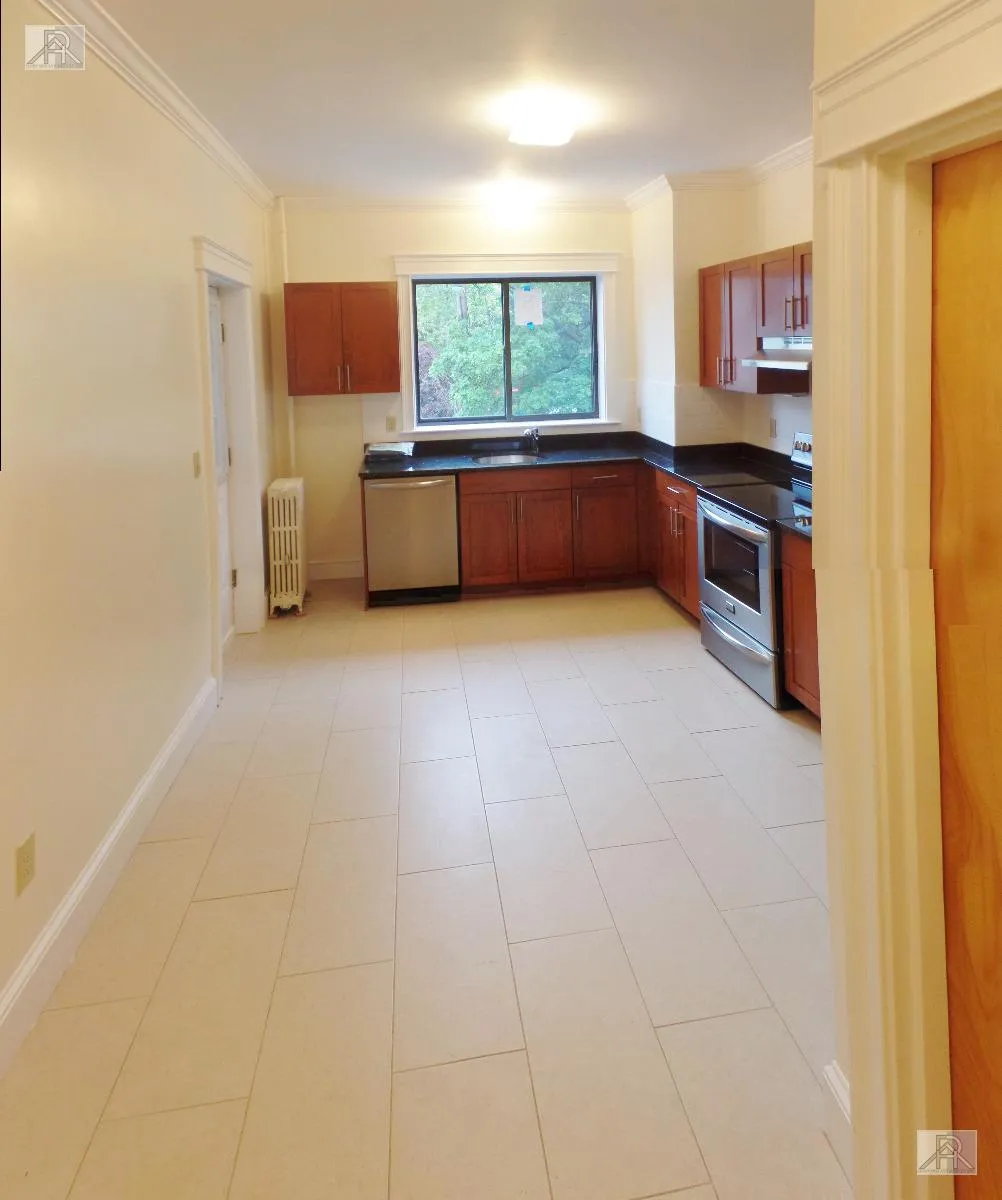27 Glenville Ave, Allston