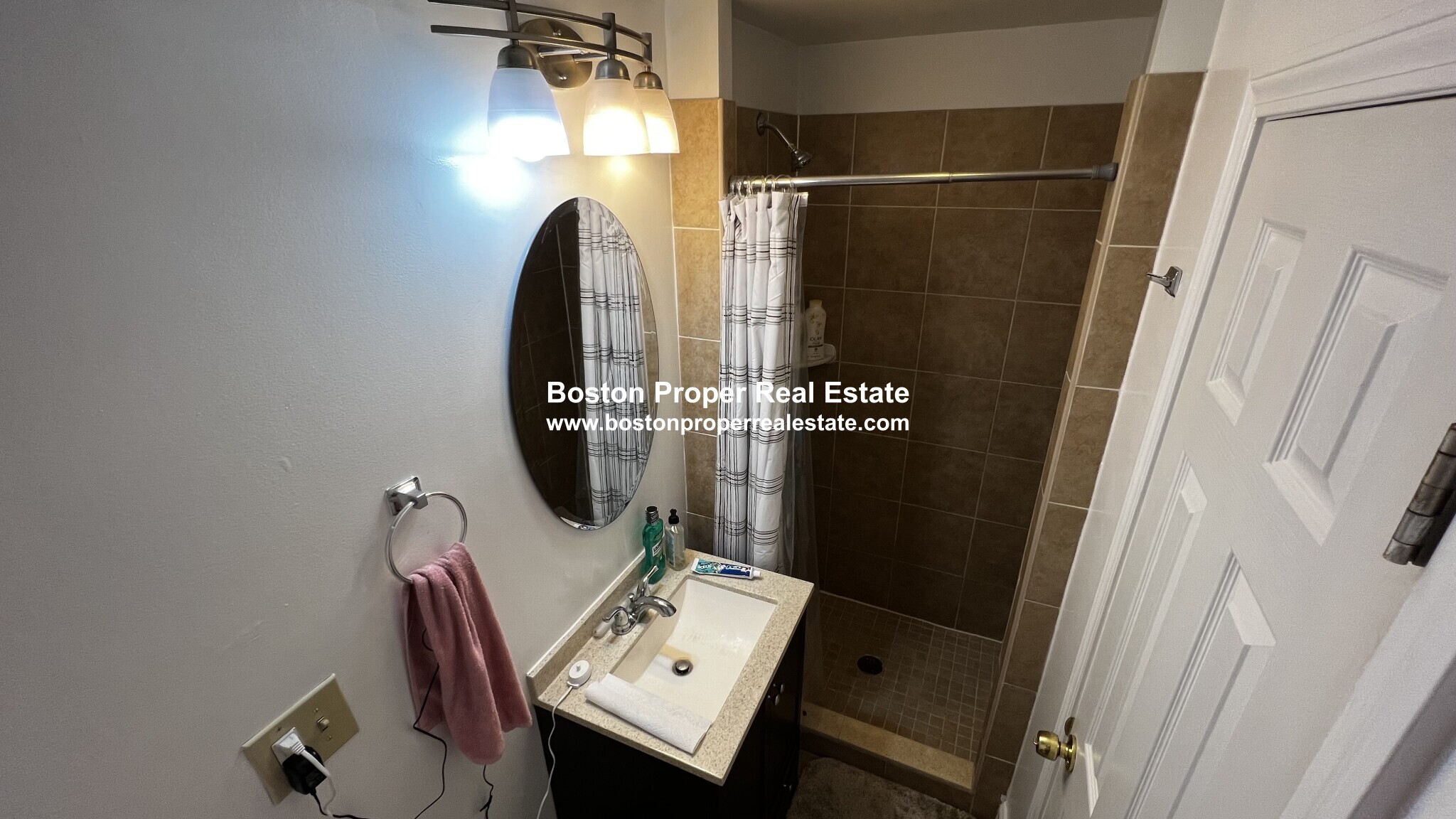 70 Joy St, Beacon Hill