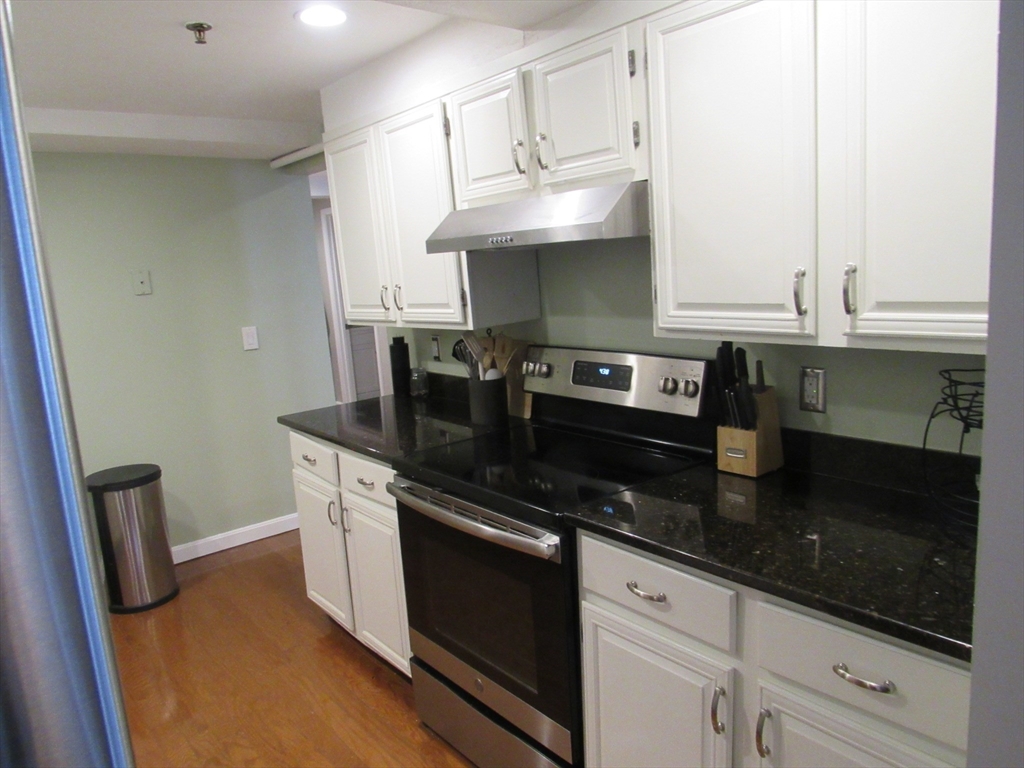 200 Market St, Downtown