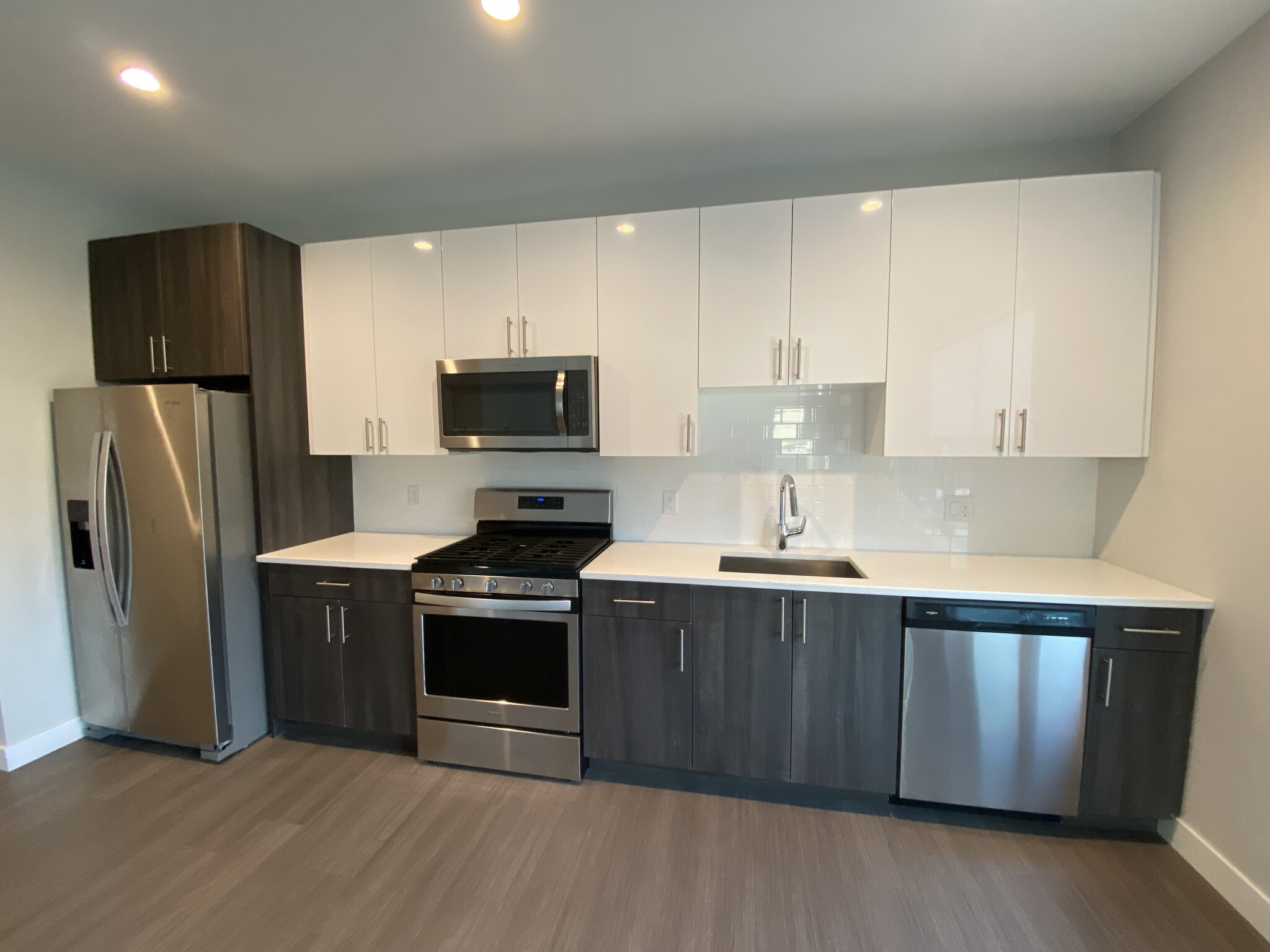 1 bed, 1 bath apartment for rent at 23 Bridge St Unit 202, Quincy — photo 8 of 18