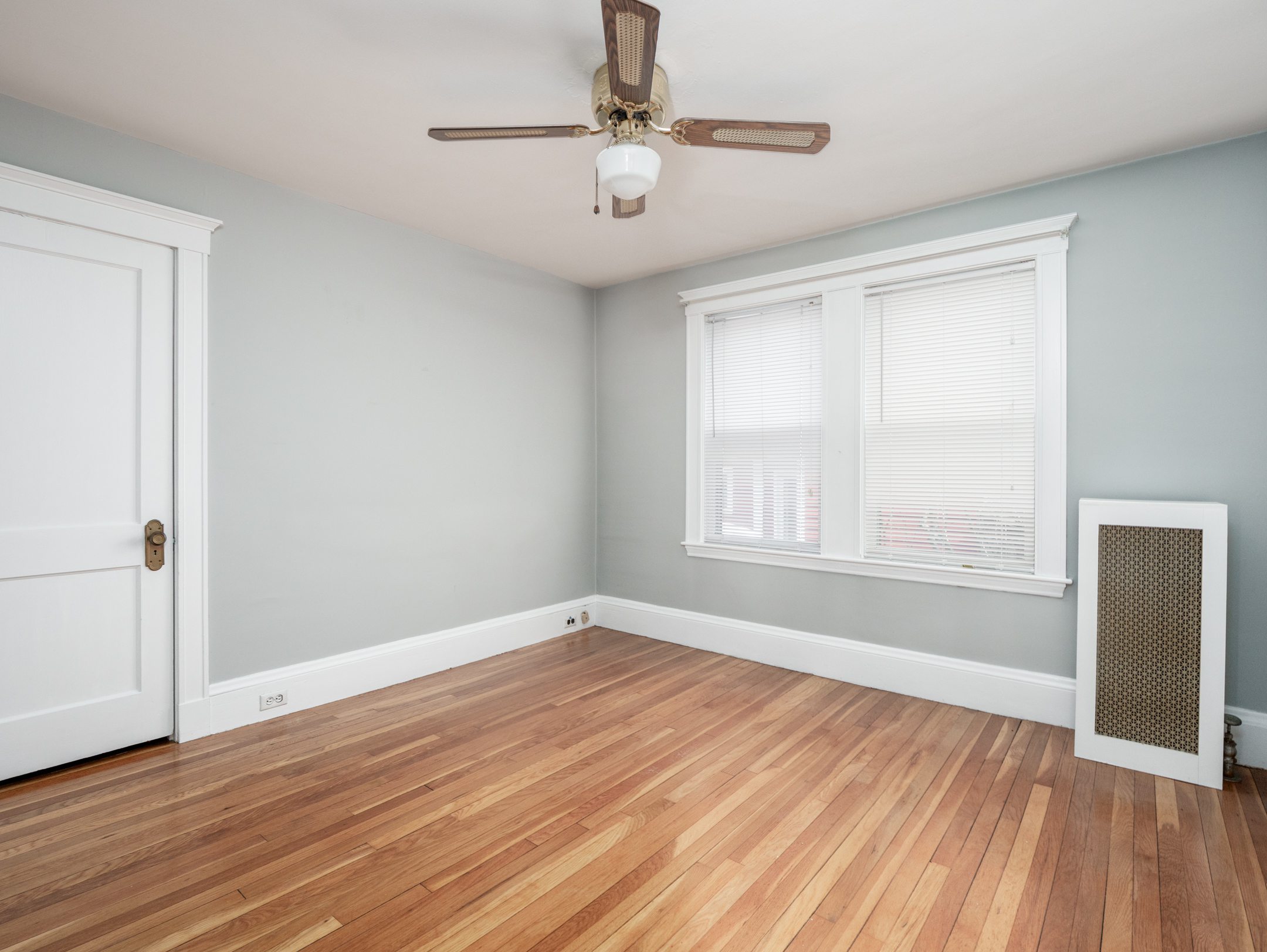 2 bed, 1 bath apartment for rent at 23 Gorham Rd Unit 1, Medford — photo 9 of 30
