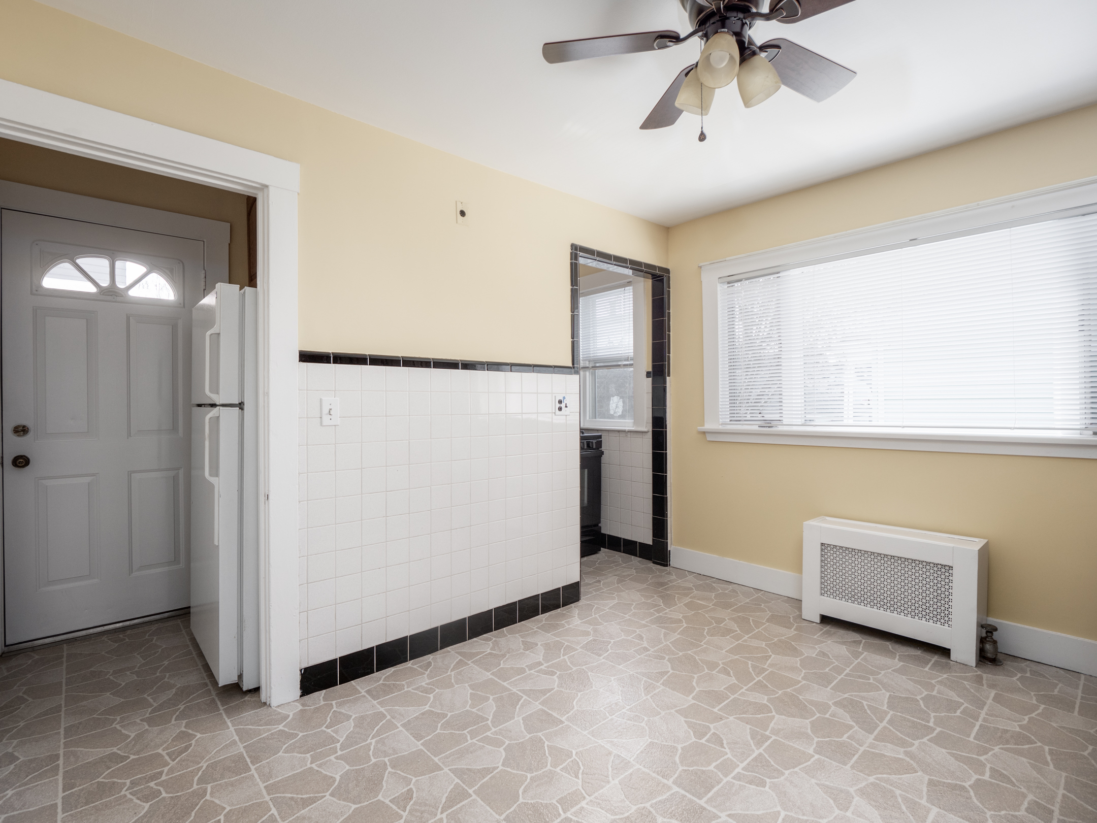 2 bed, 1 bath apartment for rent at 23 Gorham Rd Unit 1, Medford — photo 15 of 30
