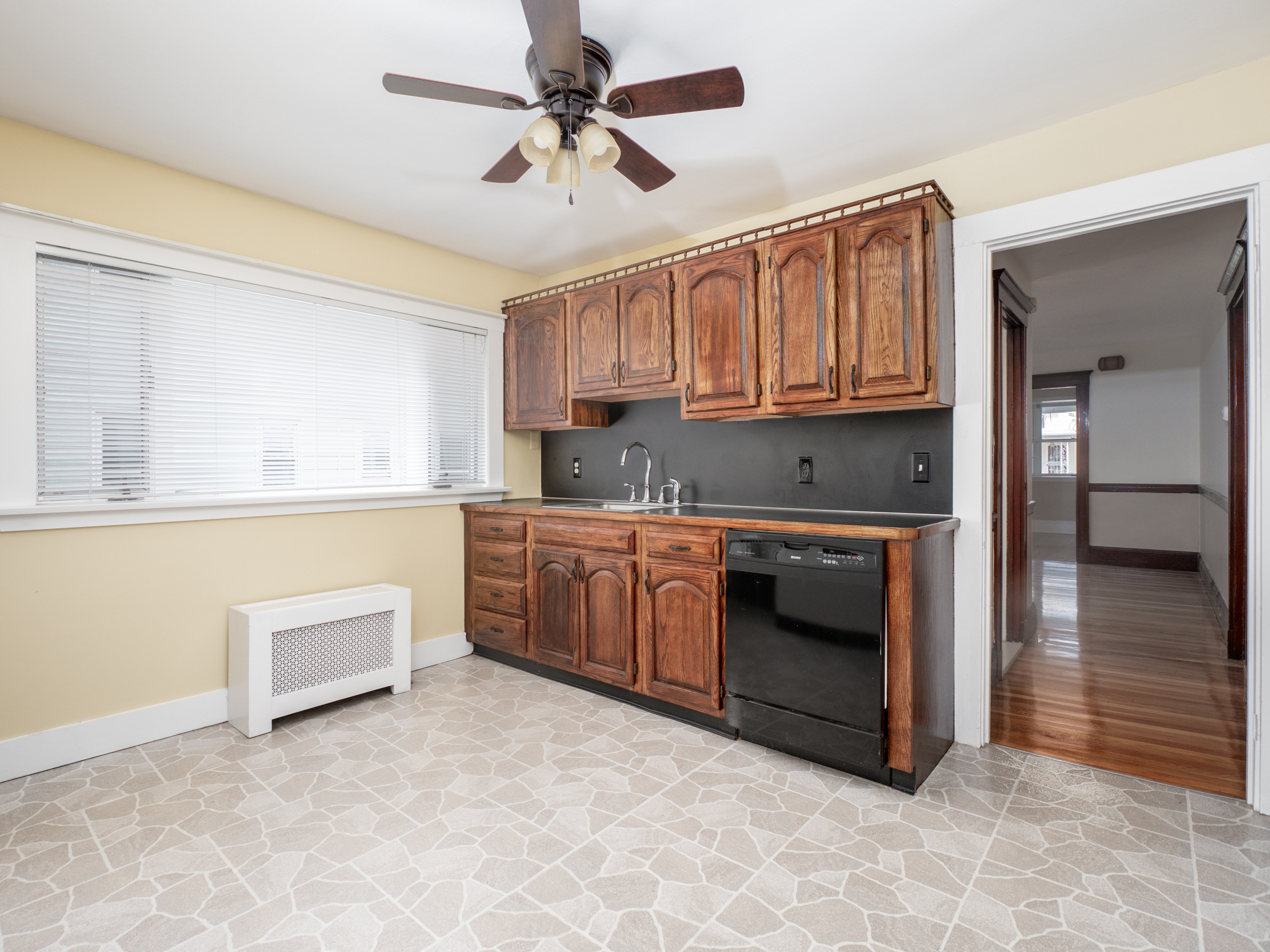 2 bed, 1 bath apartment for rent at 23 Gorham Rd Unit 1, Medford — photo 16 of 30