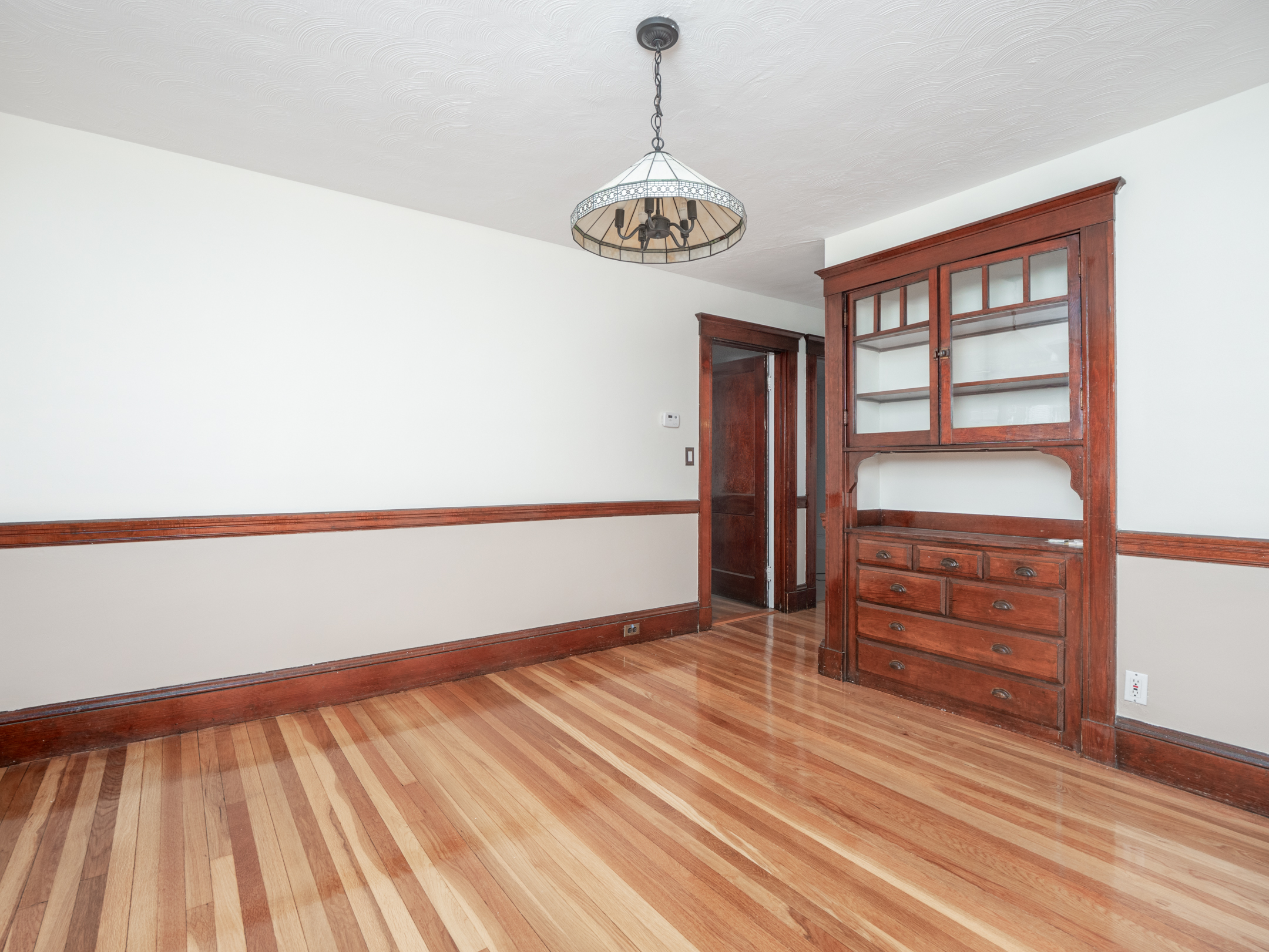 2 bed, 1 bath apartment for rent at 23 Gorham Rd Unit 1, Medford — photo 5 of 30