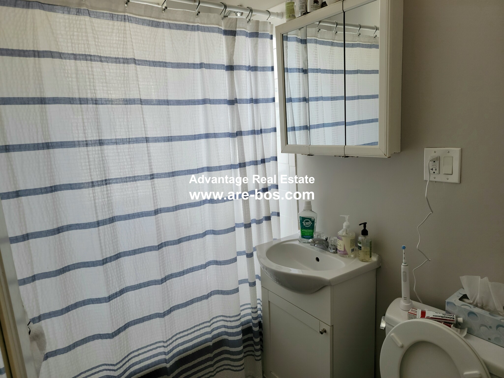 Studio bed, 1 bath apartment for rent at 23 Lanark Rd Unit 5, Brighton — photo 9 of 13