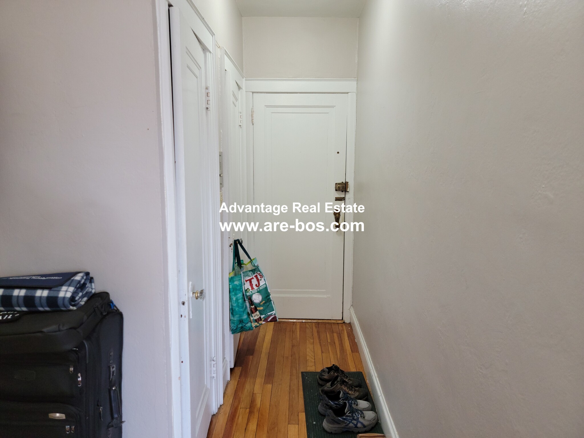 Studio bed, 1 bath apartment for rent at 23 Lanark Rd Unit 5, Brighton — photo 12 of 13