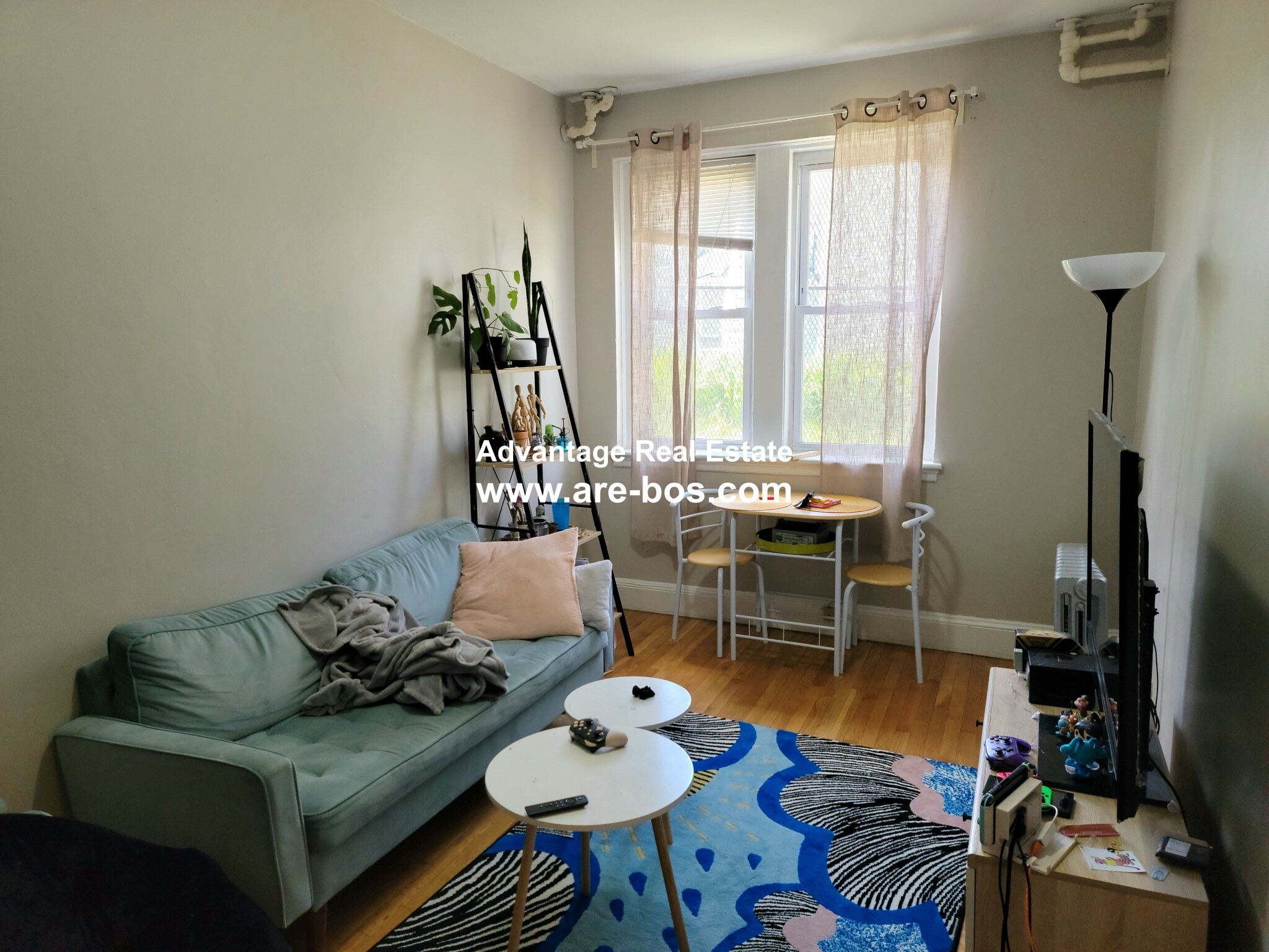 2 bed, 1 bath apartment for rent at 23 Lanark Rd Unit 2, Brighton — photo 2 of 15