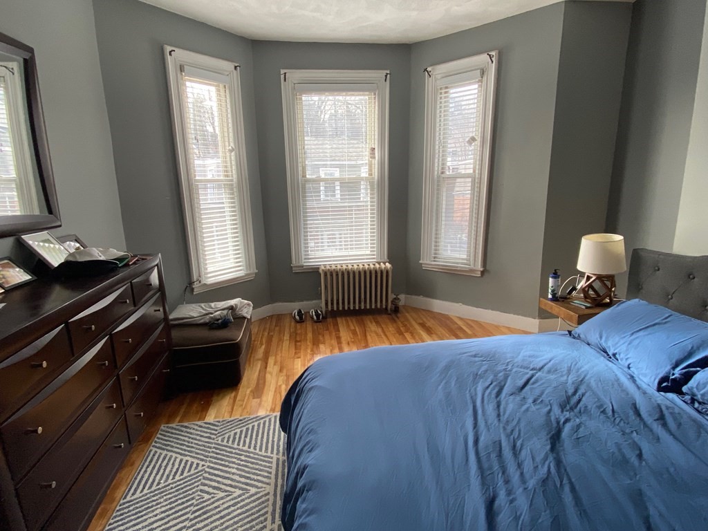 1 bed, 1 bath apartment for rent at 23 Newton St Unit 2, Brighton — photo 4 of 7