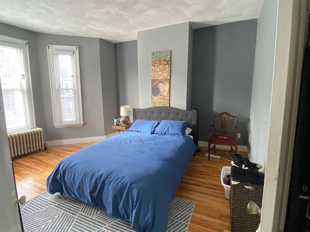 1 bed, 1 bath apartment for rent at 23 Newton St Unit 2, Brighton — photo 5 of 7