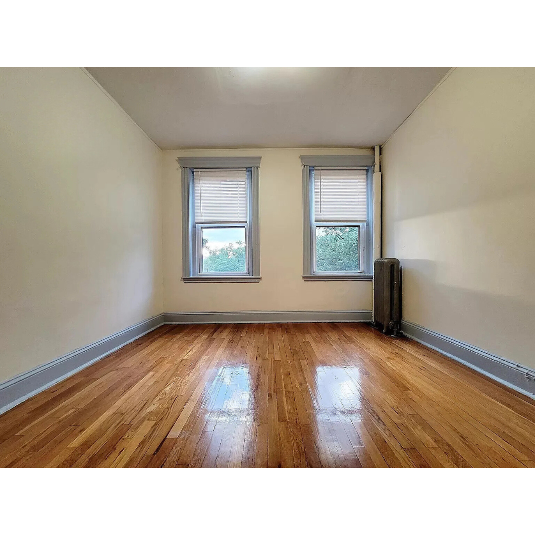 360 Riverway, Mission Hill