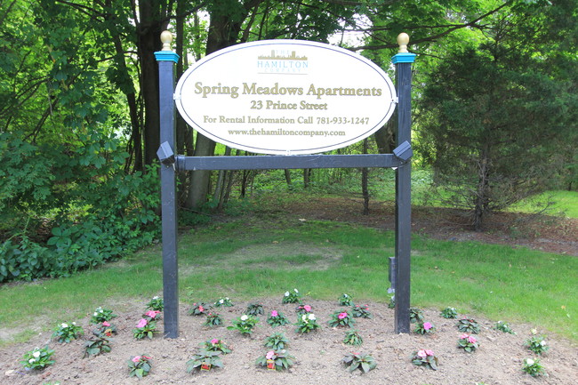 2 bed, 1.5 bath apartment for rent at 23 Prince St Unit 17, Danvers — photo 3 of 5