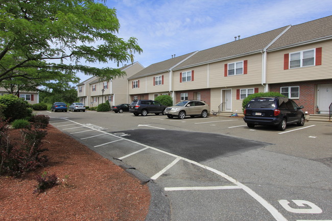 2 bed, 1.5 bath apartment for rent at 23 Prince St Unit 17, Danvers — photo 4 of 5