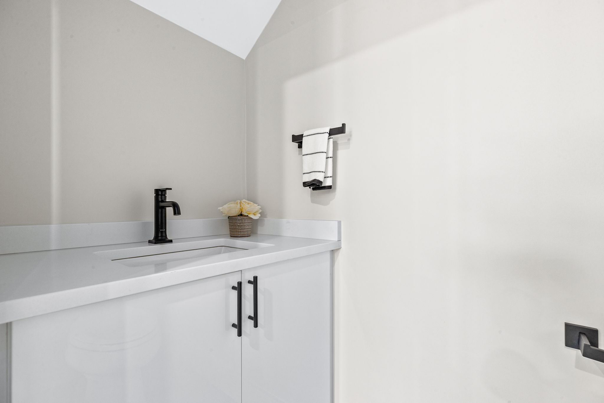 2 bed, 2 bath apartment for rent at 300 Somerville Ave Unit F, Union Square — photo 18 of 29