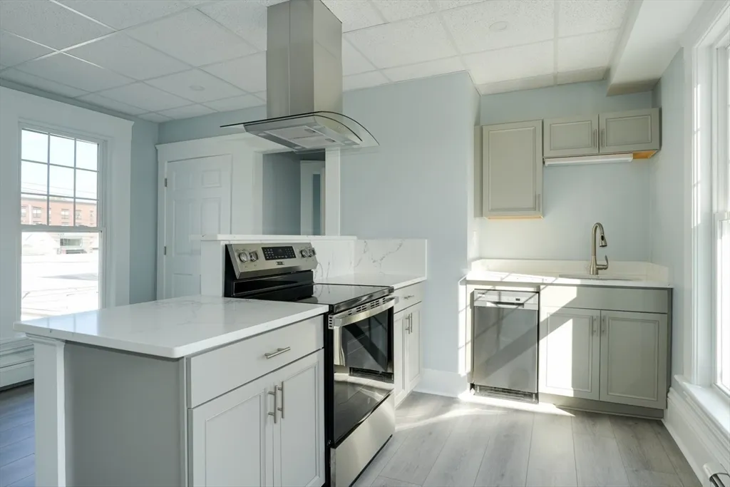 47 Mechanic St, Marlborough