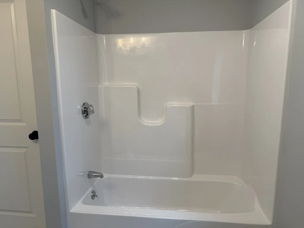 29 Kashmir's Way, Middleboro