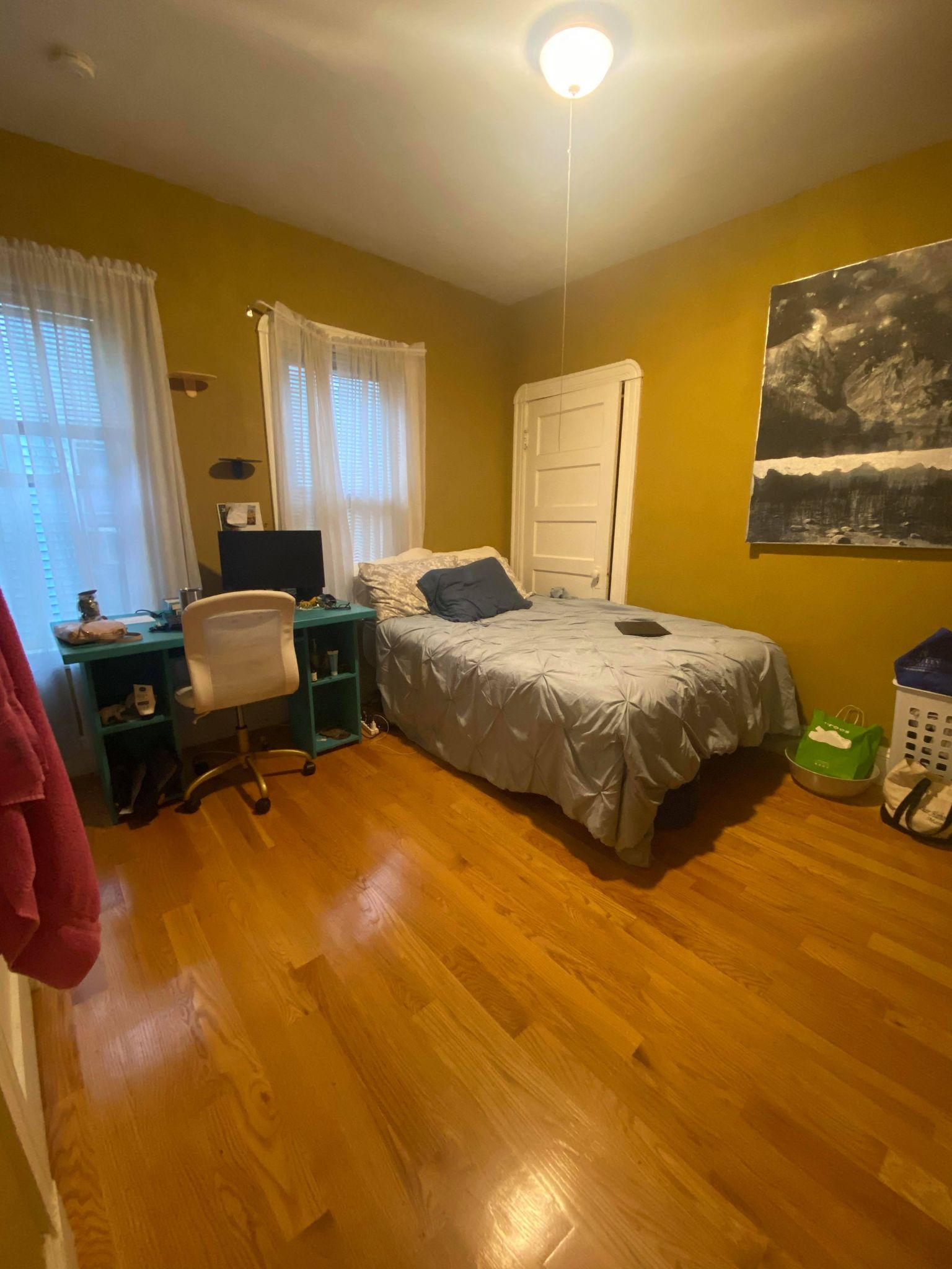 3 bed, 1 bath apartment for rent at 10 Boston Ave Unit 1, Davis Square — photo 5 of 8