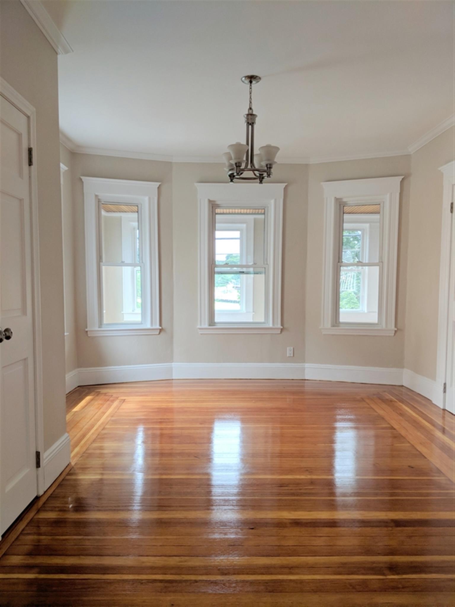 1.5 bed, 1 bath apartment for rent at 171 College Ave Unit 2, Davis Square — photo 5 of 19