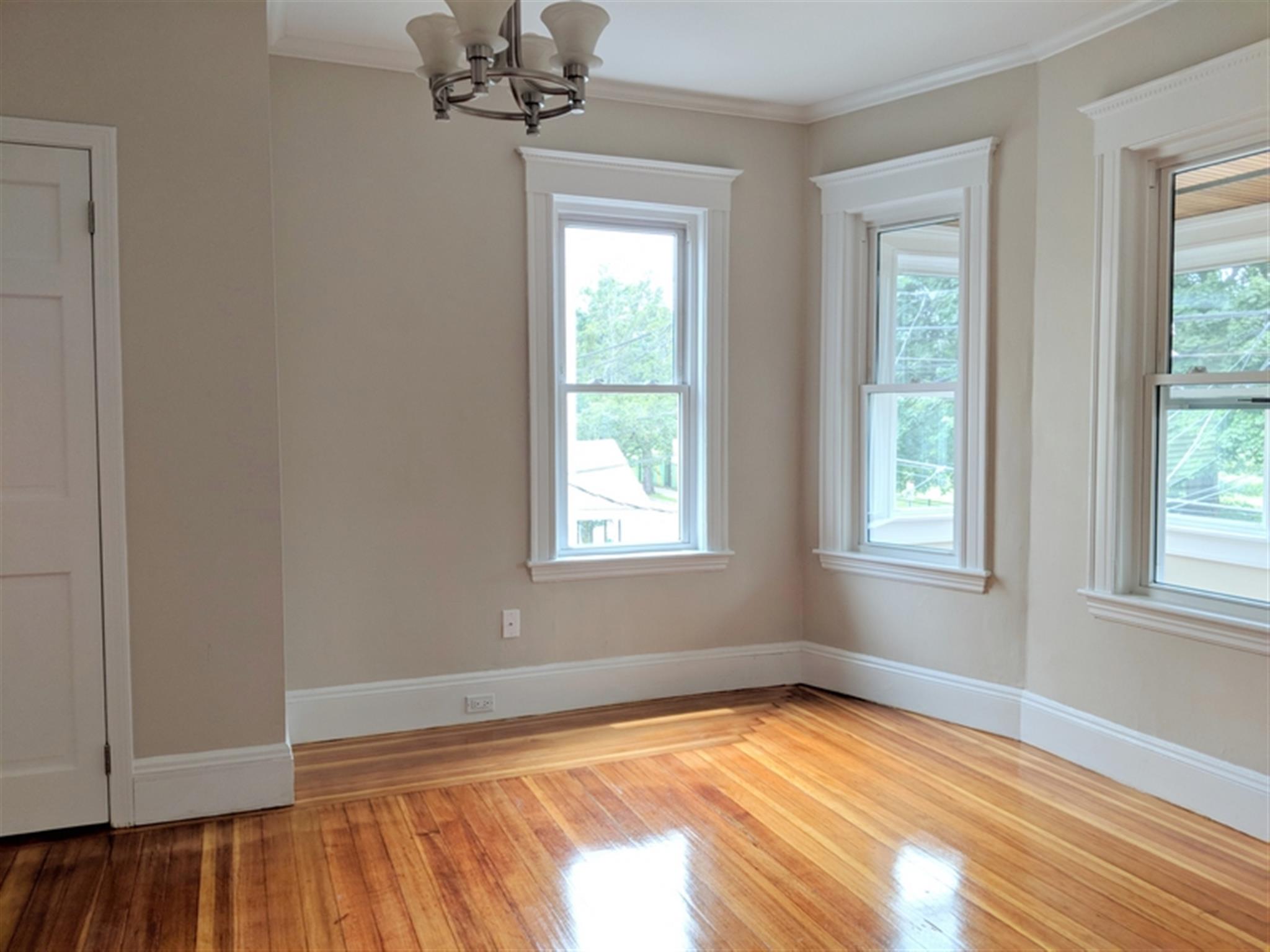 1.5 bed, 1 bath apartment for rent at 171 College Ave Unit 2, Davis Square — photo 6 of 19