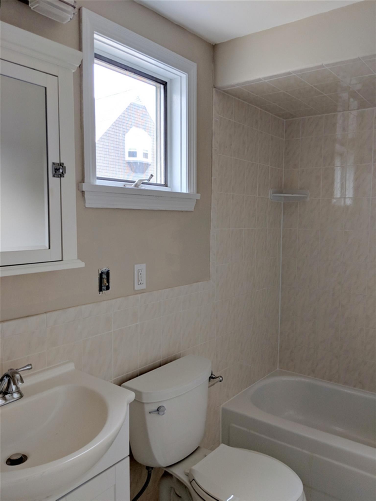 1.5 bed, 1 bath apartment for rent at 171 College Ave Unit 2, Davis Square — photo 14 of 19