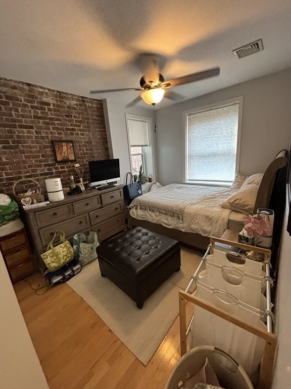 464 Hanover St, North End