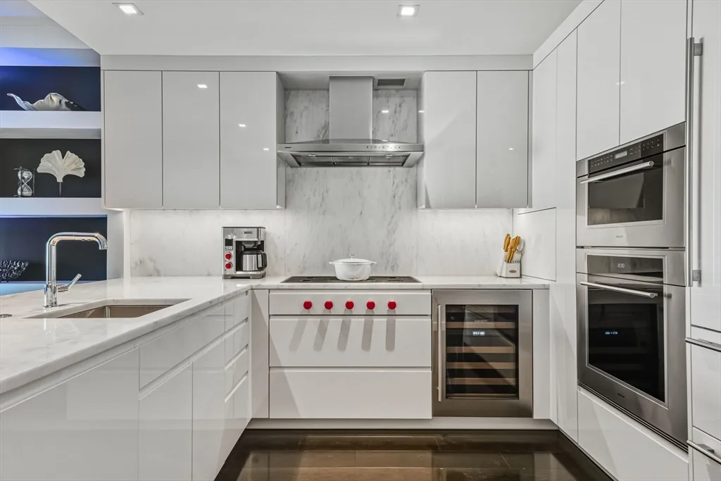 150 Seaport Blvd, Seaport District