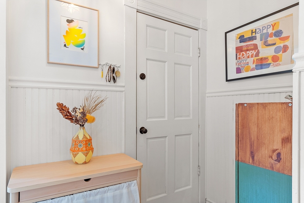 401 Cabot St, Beverly