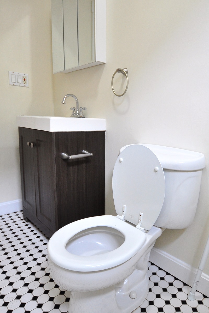 3 bed, 1 bath apartment for rent at 756 Saratoga St Unit 1, East Boston — photo 9 of 23