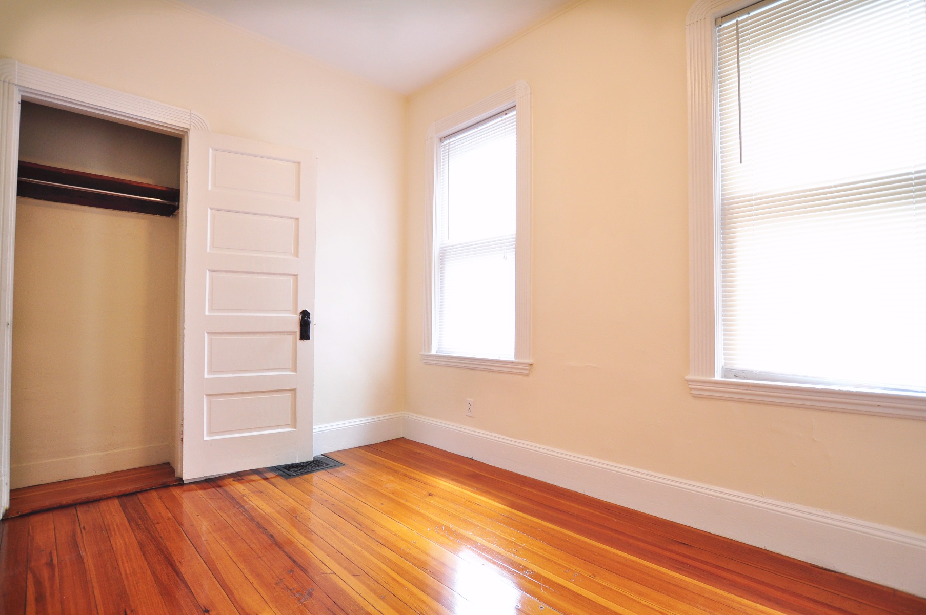 3 bed, 1 bath apartment for rent at 756 Saratoga St Unit 1, East Boston — photo 13 of 23