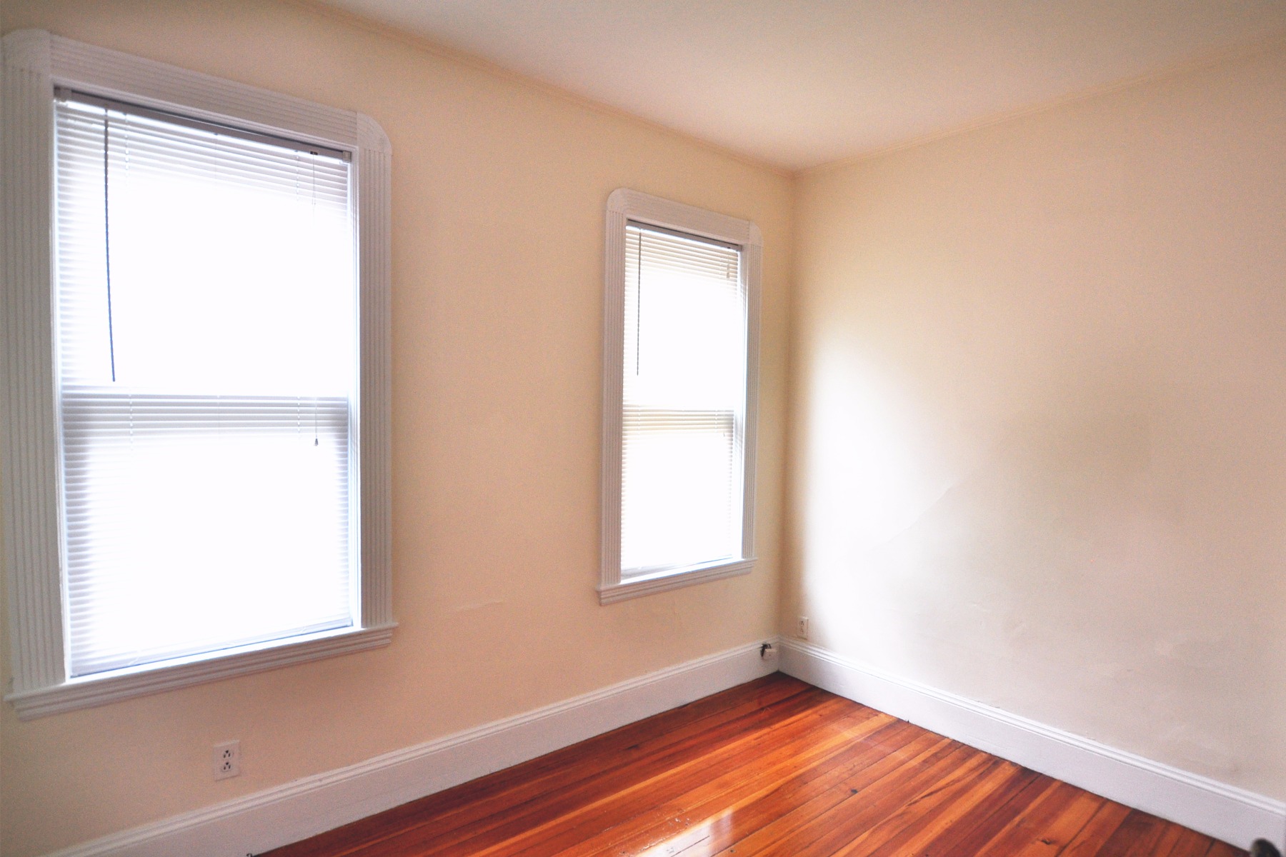 3 bed, 1 bath apartment for rent at 756 Saratoga St Unit 1, East Boston — photo 19 of 23