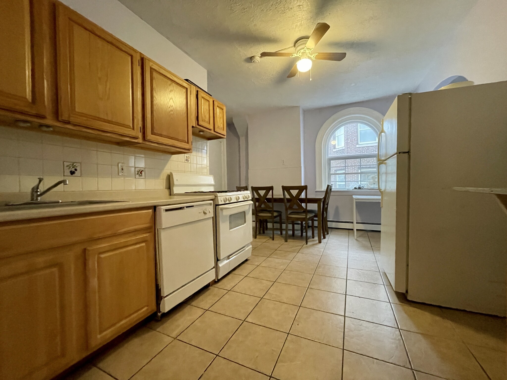 186 Naples Rd, Brookline
