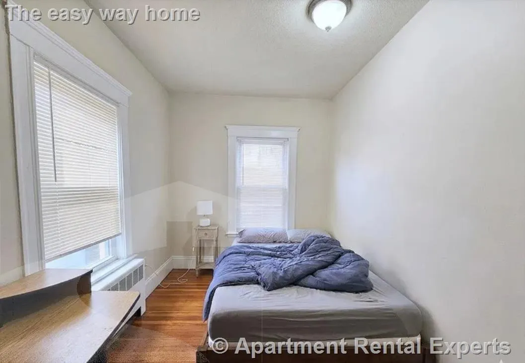 91 Frederick Ave, Tufts