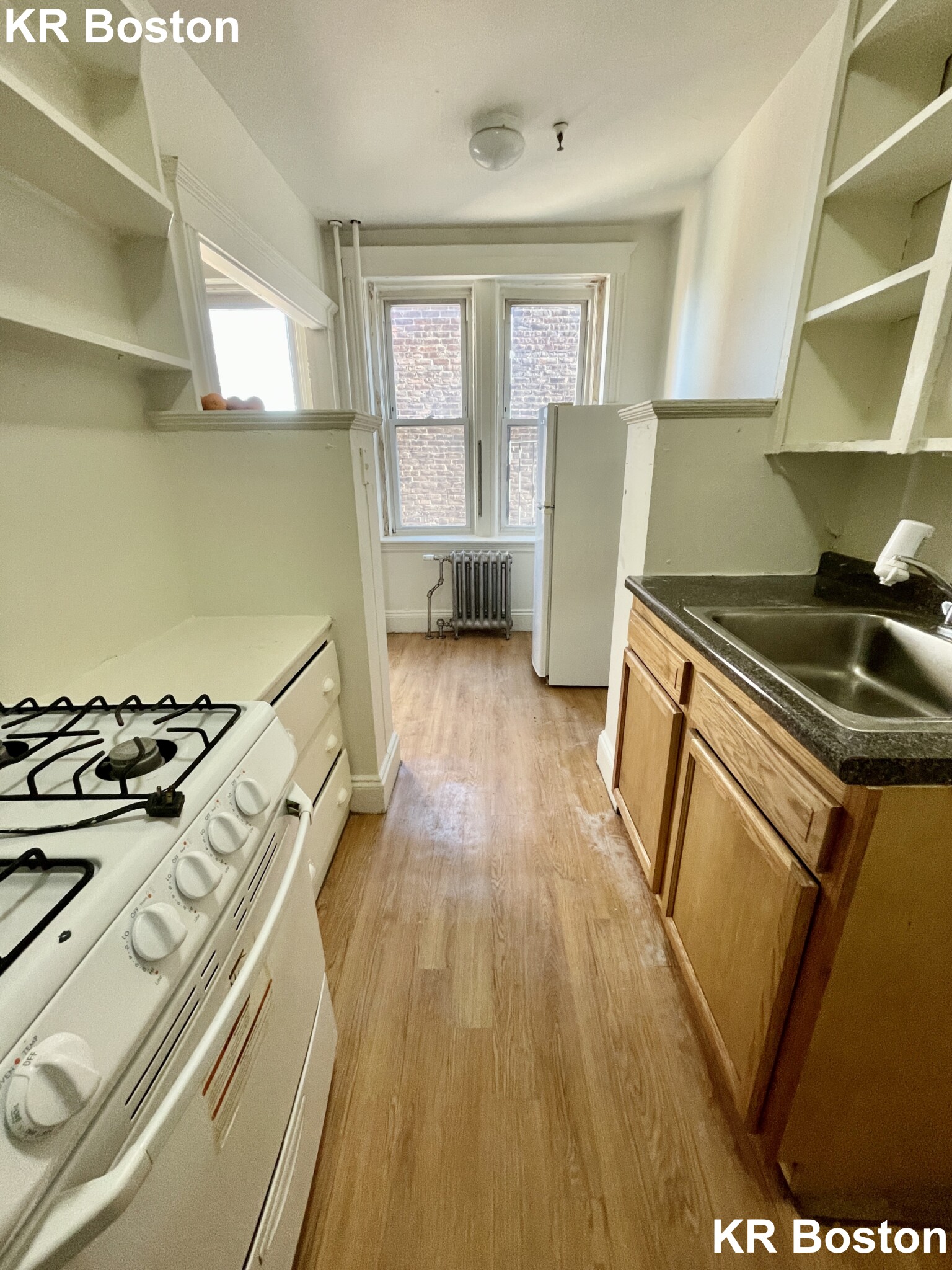 1 bed, 1 bath apartment for rent at 231 Park Dr Unit 26, Fenway — photo 2 of 3