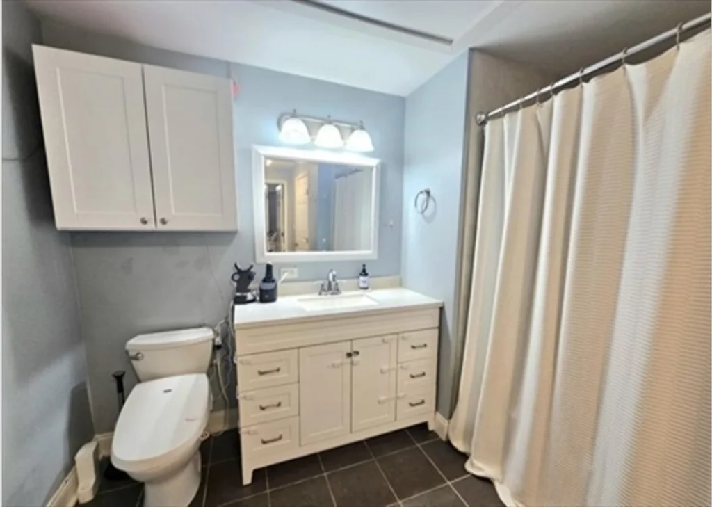 10 Seaport Dr, Quincy