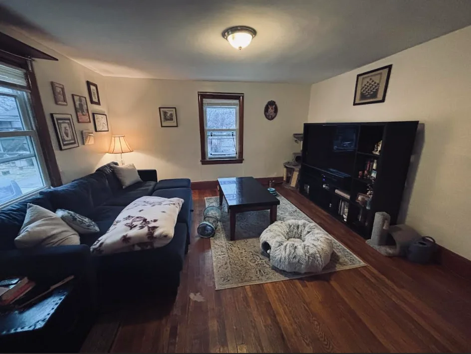 17 Montgomery St, North Cambridge