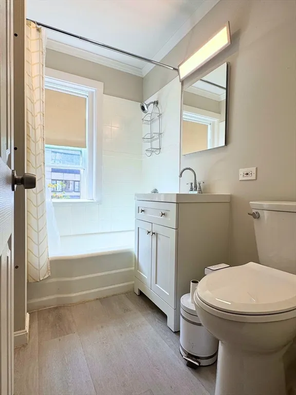 3 Englewood Ave, Columbus Park