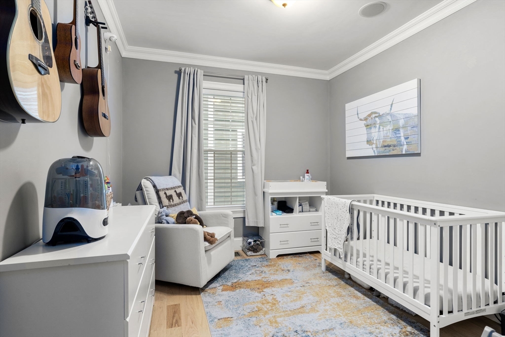 192 W 6th St, South Boston