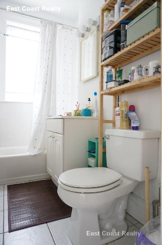 6 Camelot Ct, Brighton