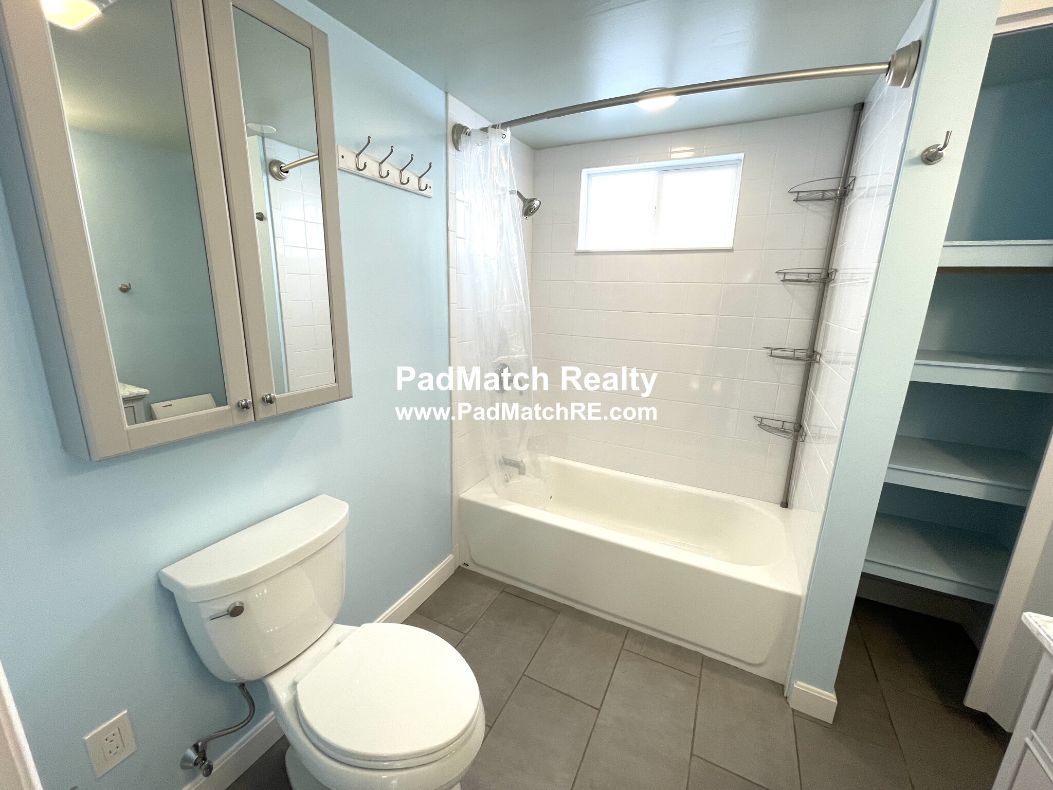 2 bed, 1 bath apartment for rent at 2319 Centre St Unit 1, West Roxbury — photo 16 of 22