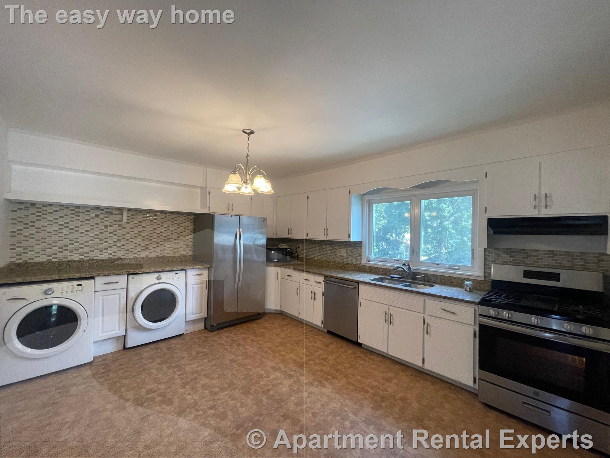 94 Central Ave, Medford Square