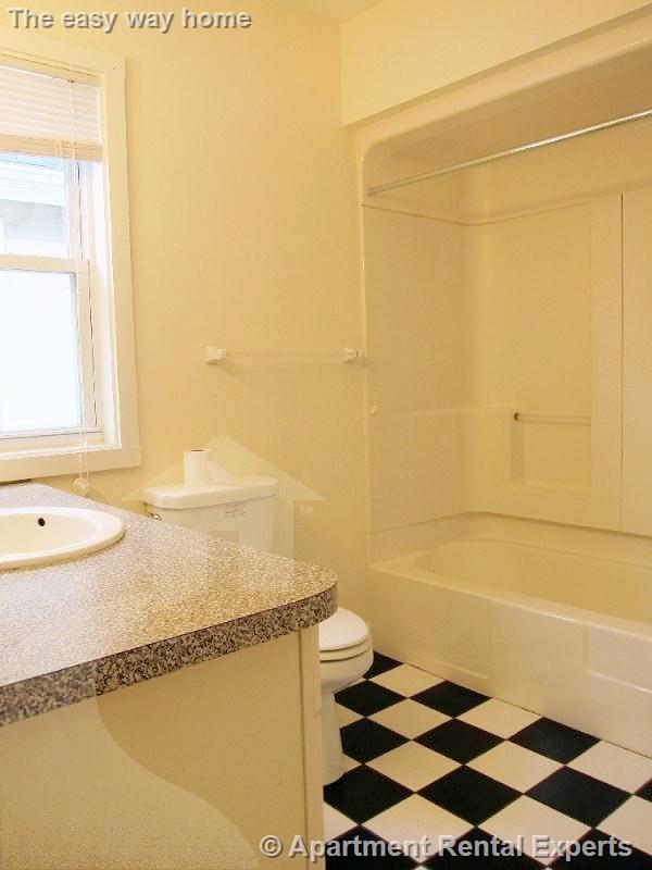 19 Wesley St, Winter Hill