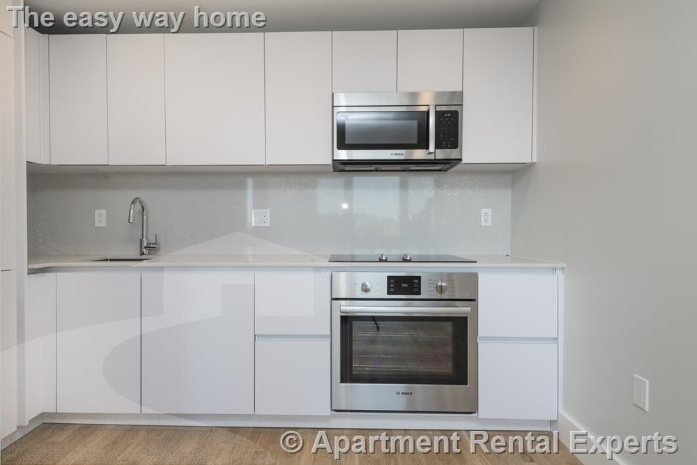 1 bed, 1 bath apartment for rent at 334 Harvard St Unit J-3, Central Square — photo 1 of 8