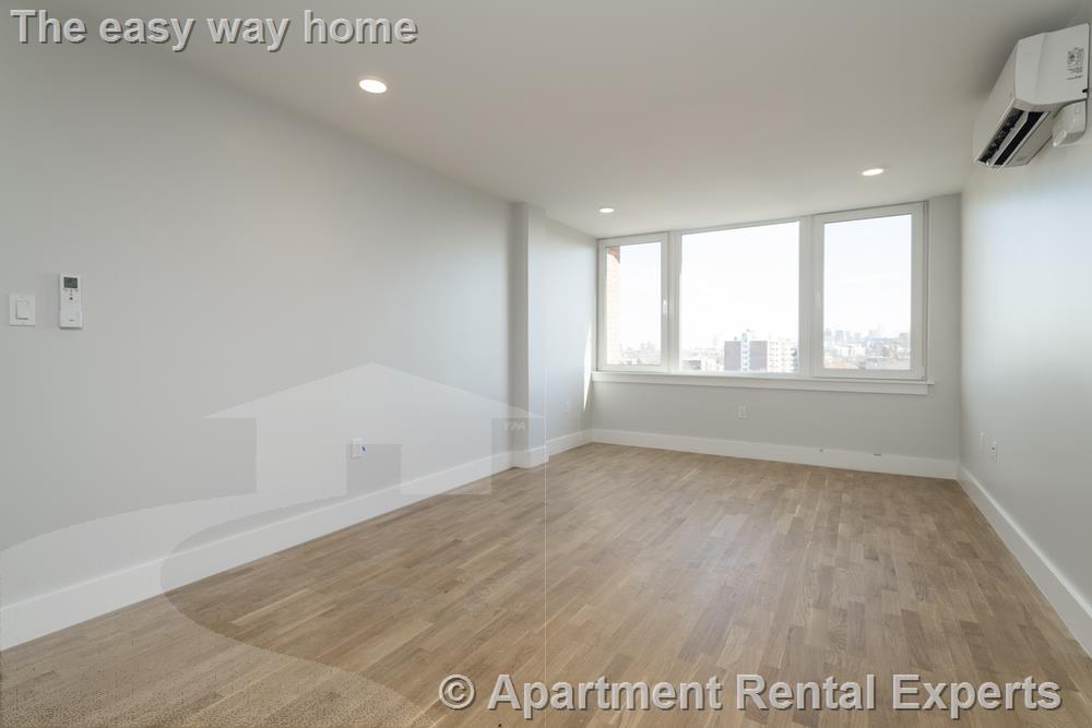 1 bed, 1 bath apartment for rent at 334 Harvard St Unit J-3, Central Square — photo 2 of 8