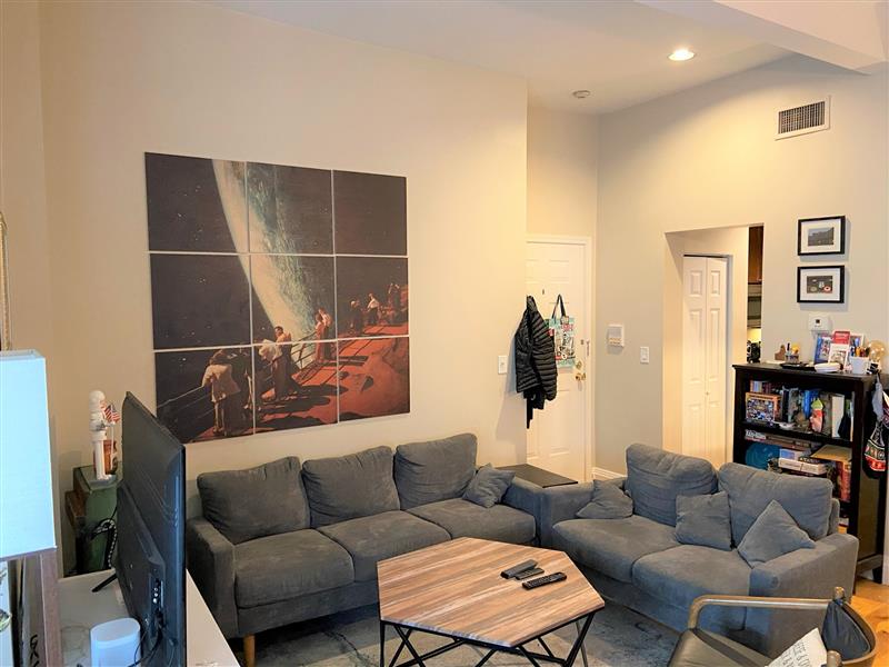 17 Bow St, Prospect Hill