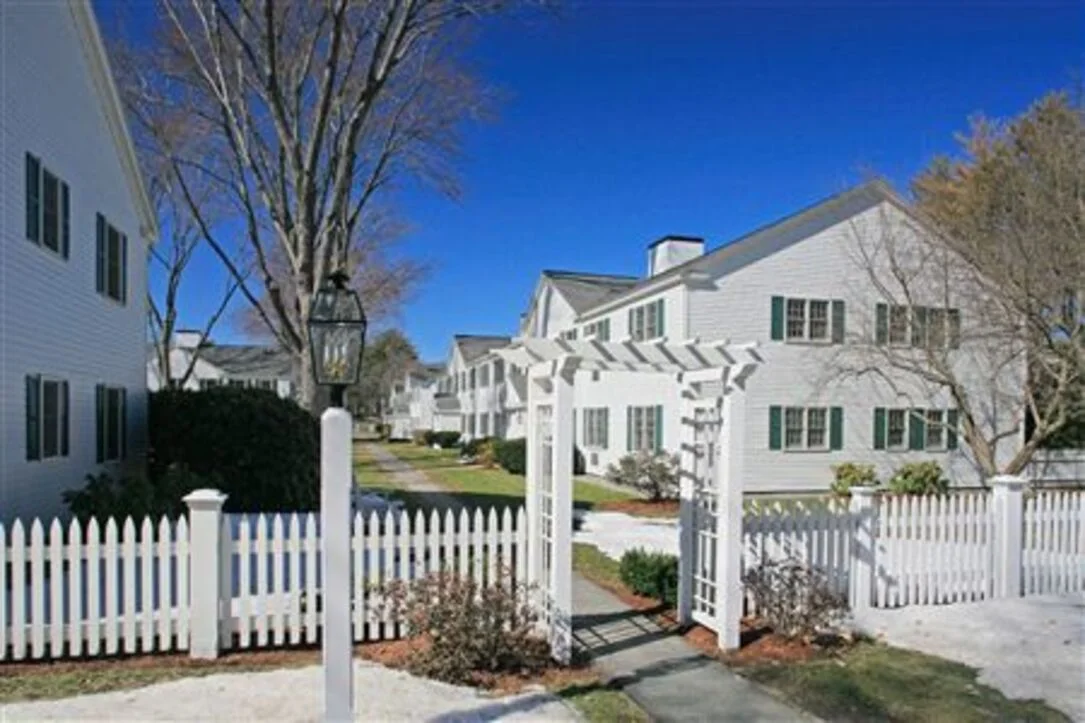 42 Worthen Rd, Lexington