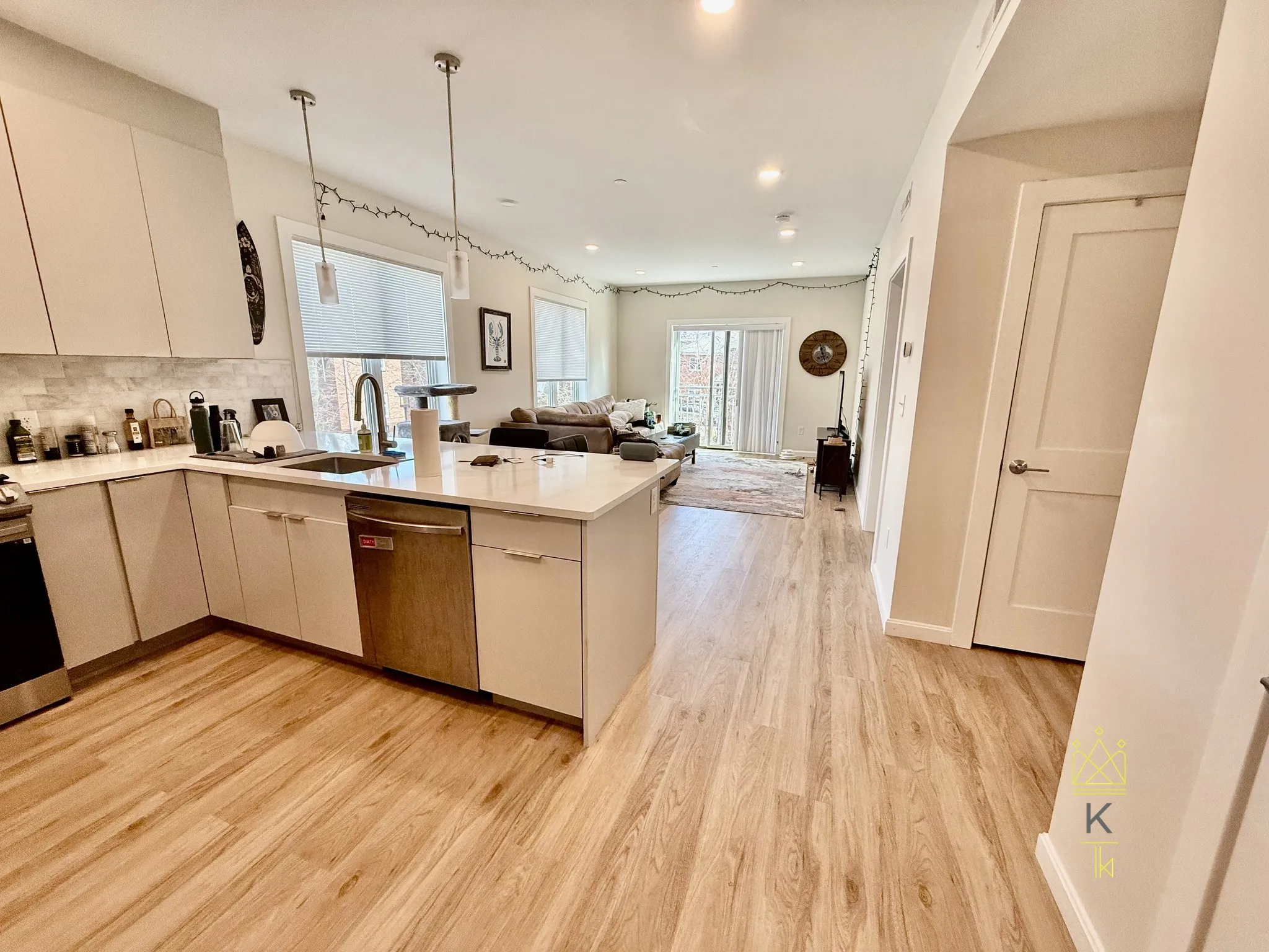 458 Washington St, Brighton
