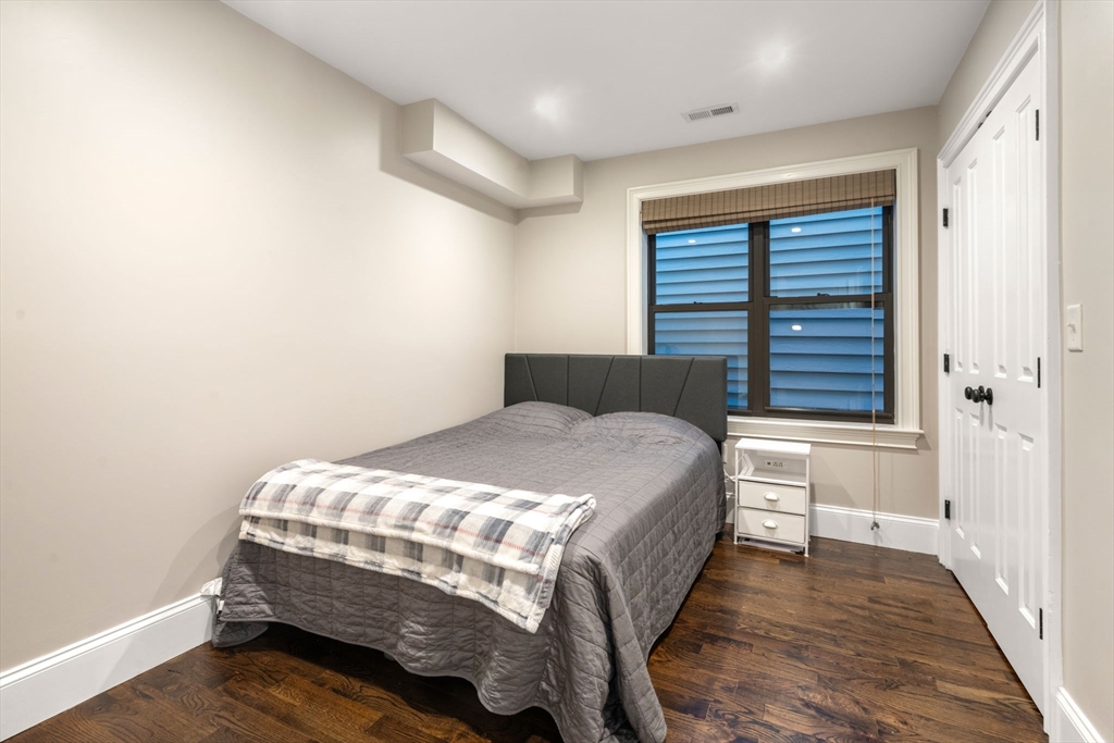 215 Athens St, South Boston