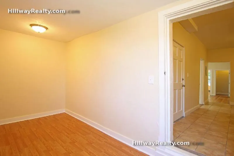 114 Everett St, East Boston